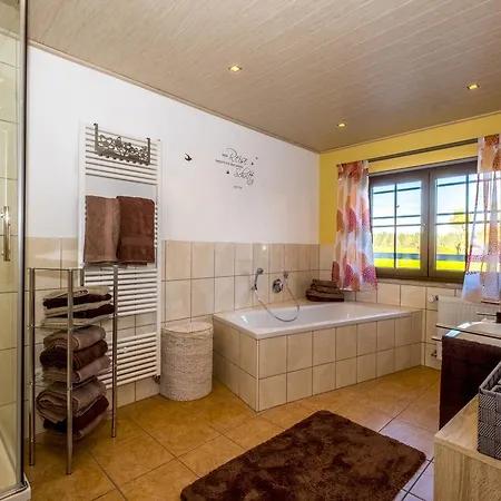Ferienwohnung Baumgartel Διαμέρισμα *